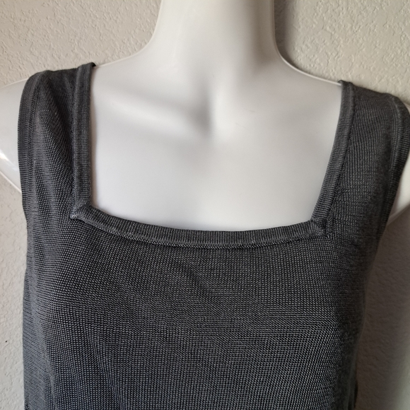 Jay Jacobs Dark Gray Square Neck tank top. Size Large - Picture 2 of 12